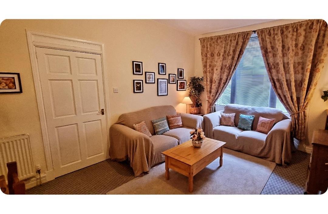 Entire, Main Door, Pet Friendly, Home Away From Home, East Ayrshire Newmilns Extérieur photo